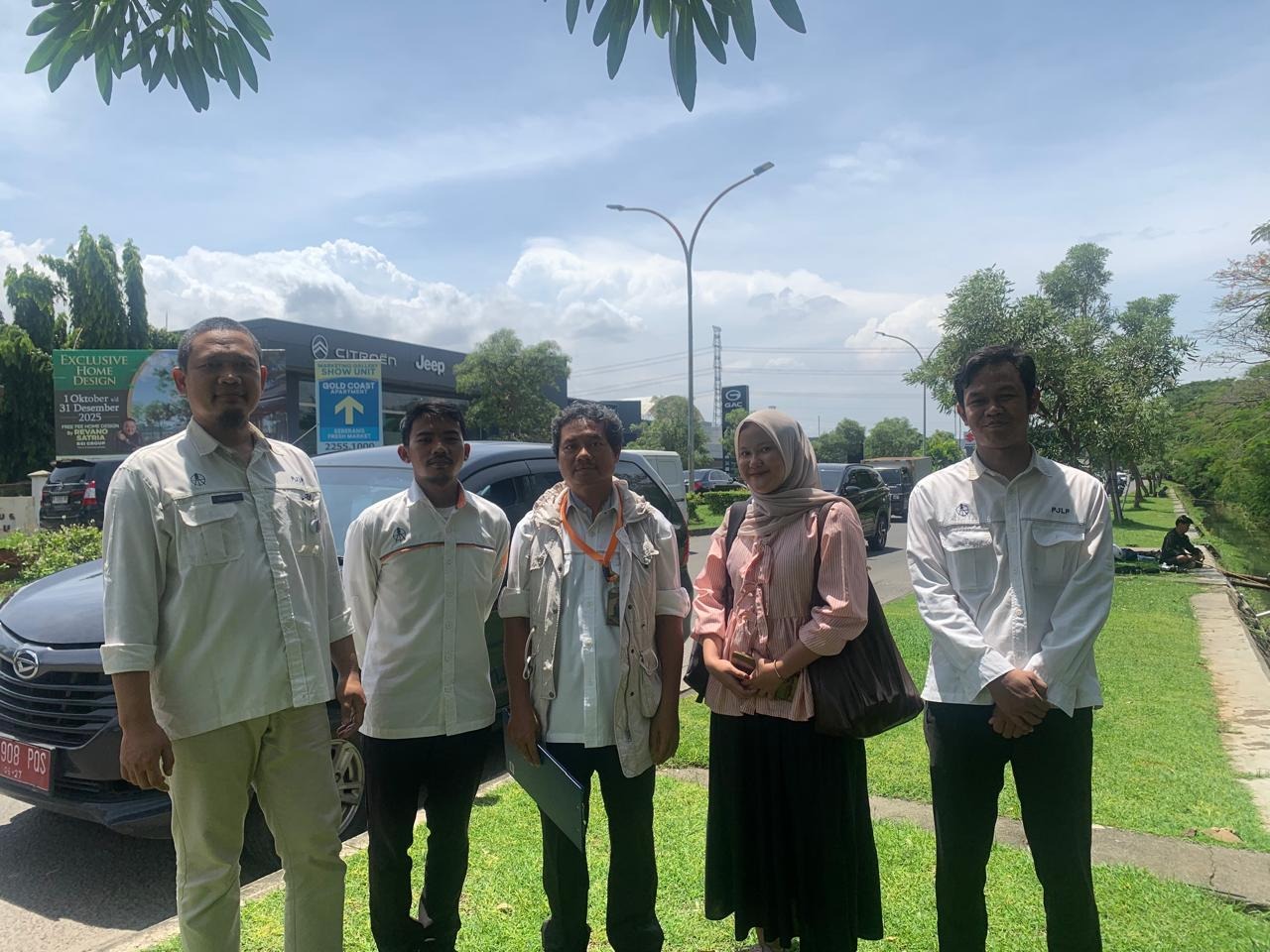 WhatsApp Image 2025-12-18 at 17.17.44